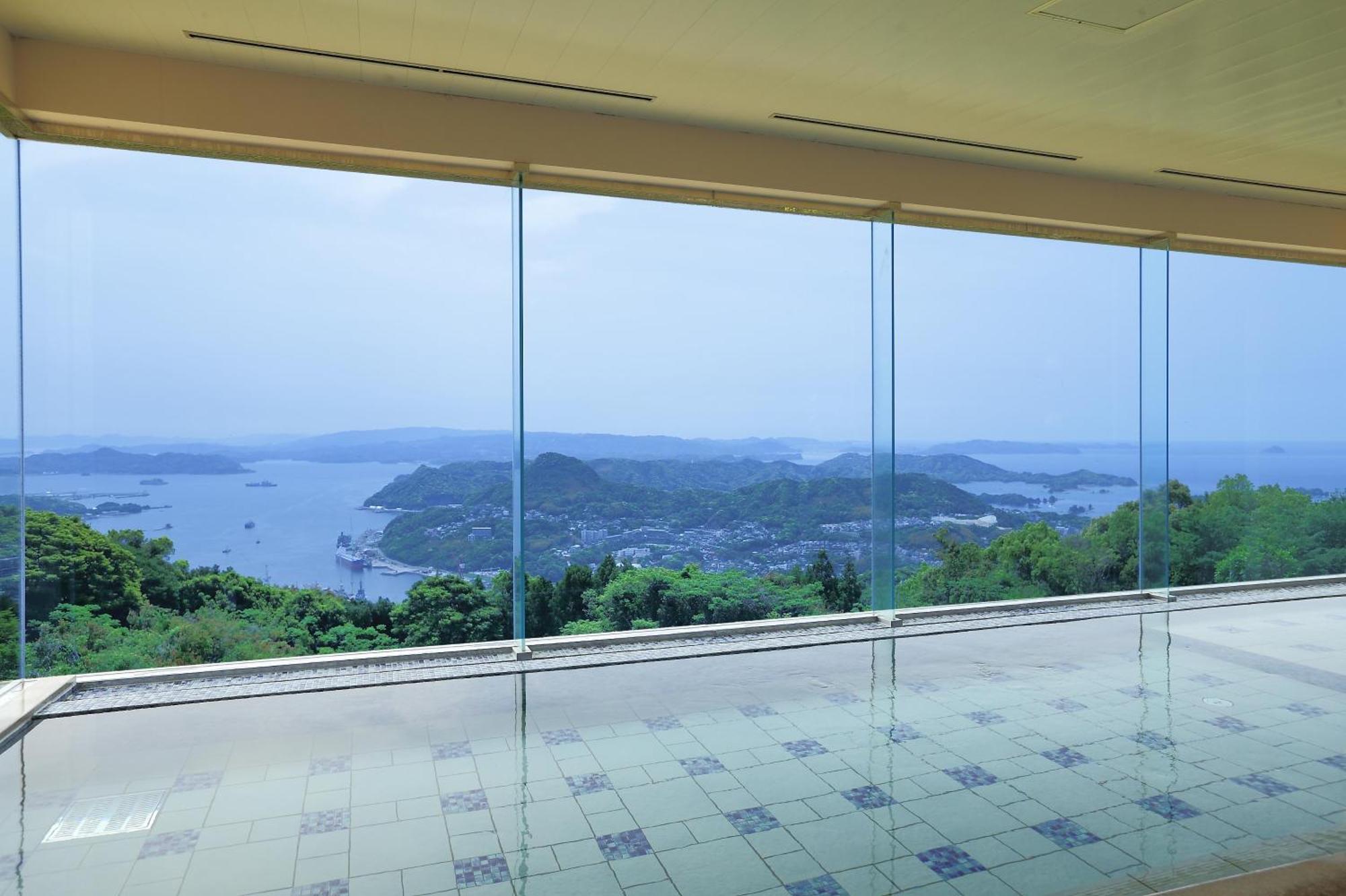 Yumihari-No-Oka Hotel Сасебо Экстерьер фото