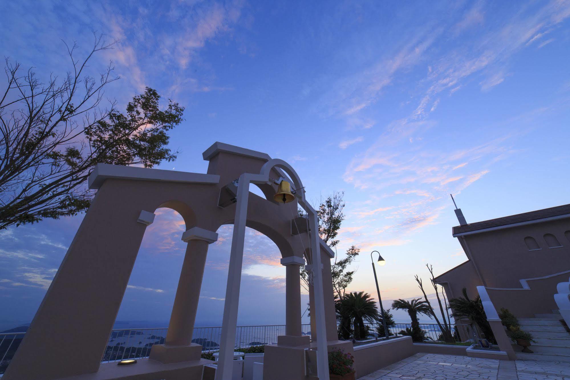 Yumihari-No-Oka Hotel Сасебо Экстерьер фото