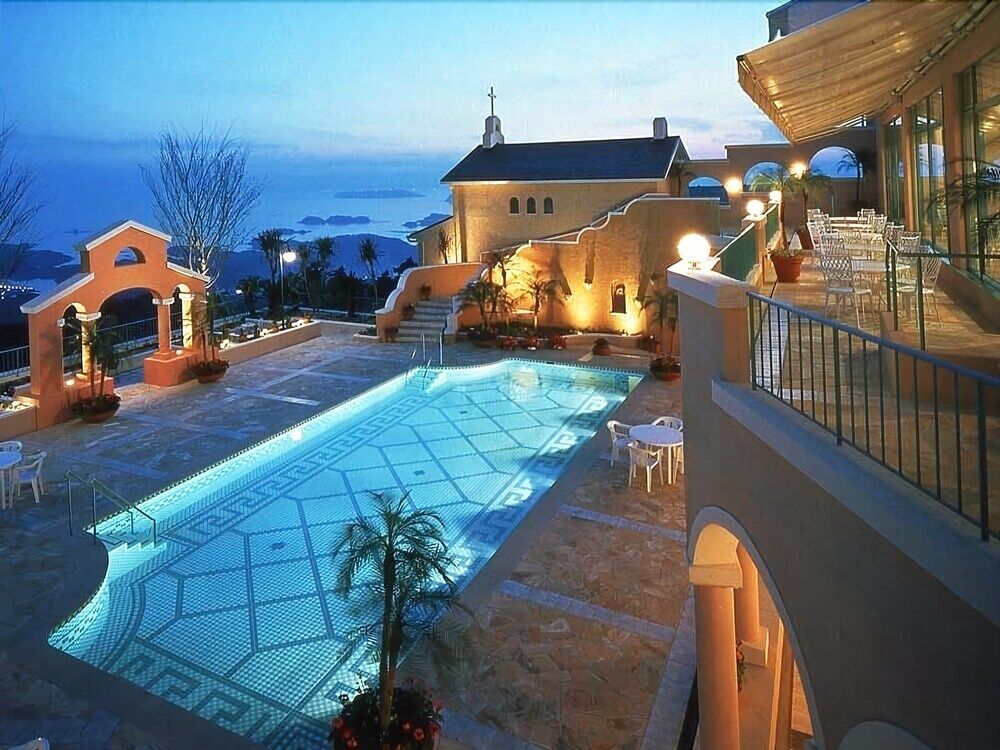 Yumihari-No-Oka Hotel Сасебо Экстерьер фото